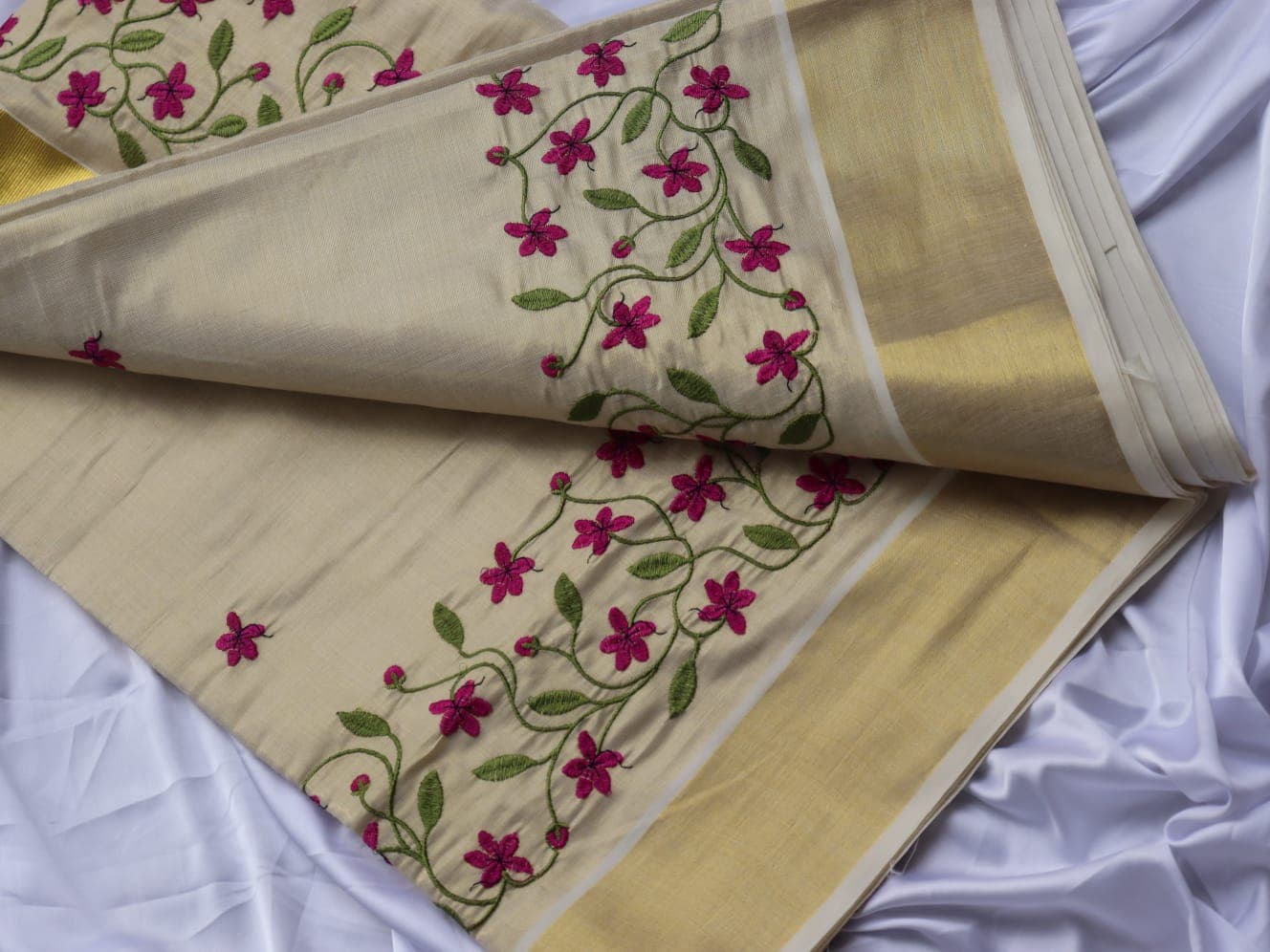 Pink Floral Kerala Tissue Saree